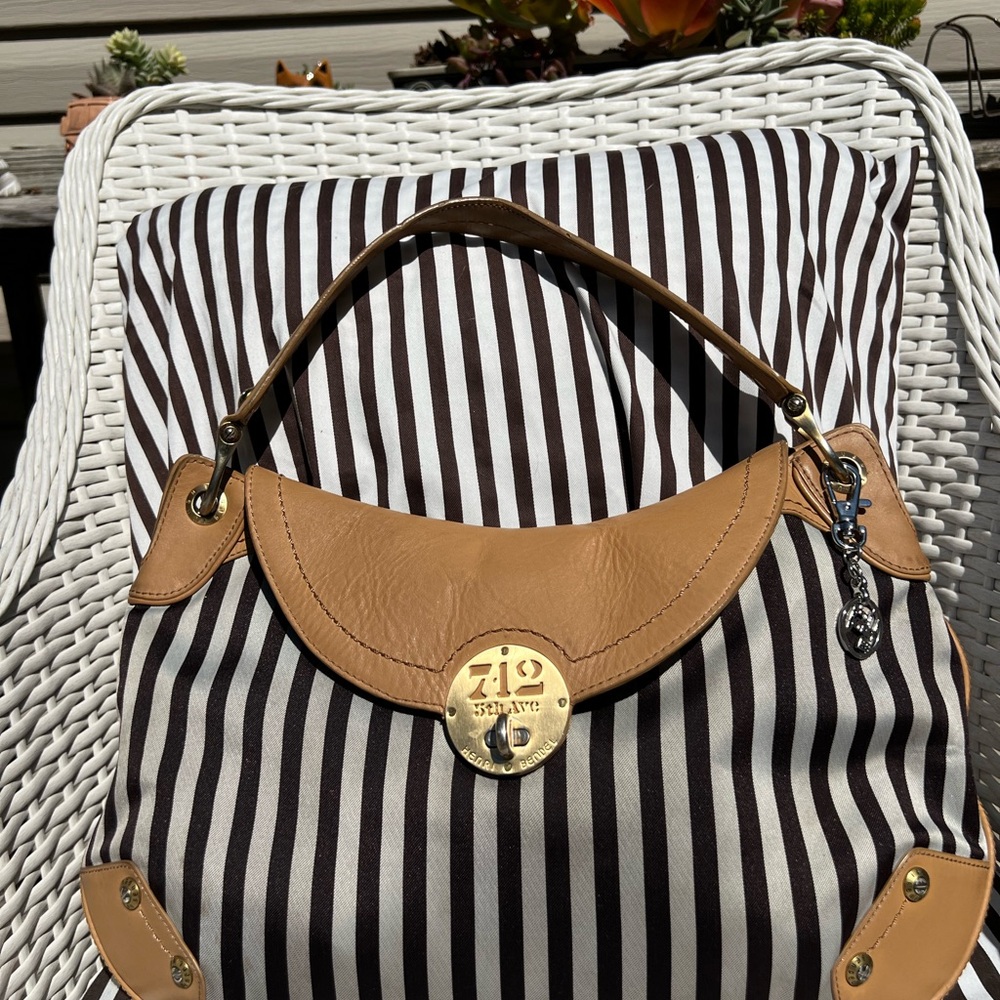 RARE! Henri Bendel Centennial Stripe Hobo Bag & Wallet Set - EUC - Picture 3 of 17
